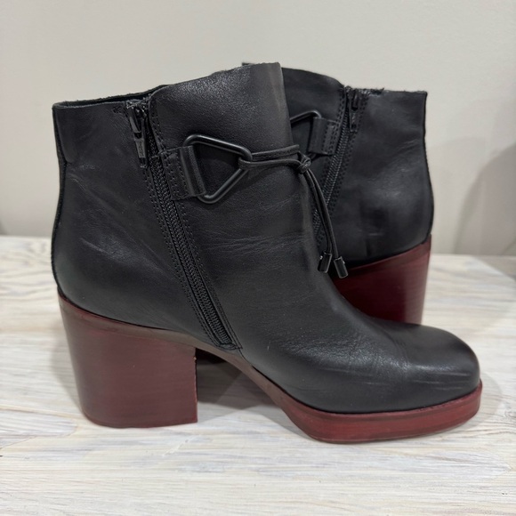 Kork-ease Mertle Black Leather Chunky Square Toe Block Heel Ankle Boots Sz 9.5 - Picture 11 of 15